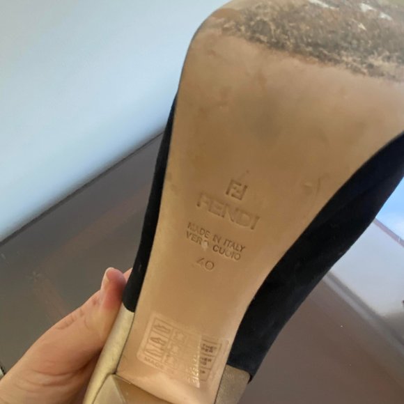 Fendi Black and Gold Heels - Picture 5 of 5